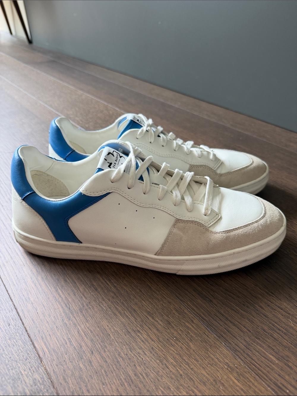 Ted Baker White Leather Sneakers with Blue Heel Detail